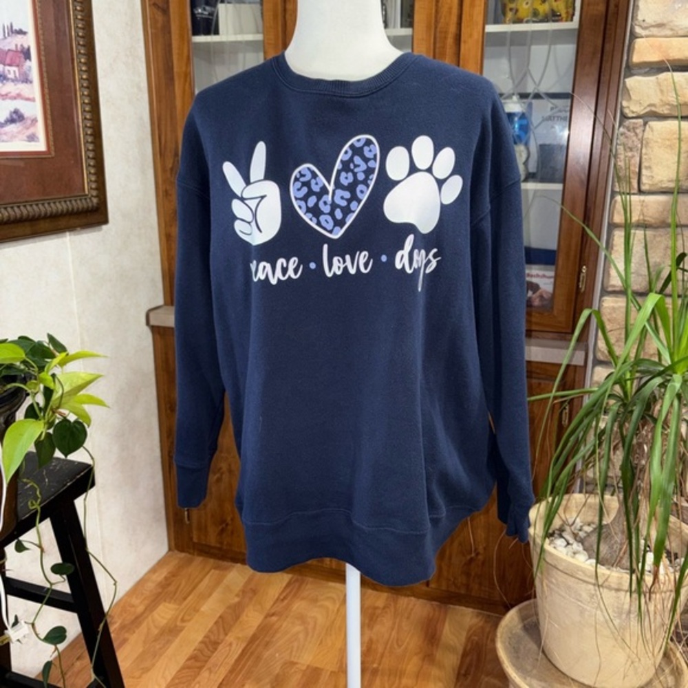 POSITIVE TEES SIZE LARGE NAVY BLUE AND WHITE SWEATSHIRT PEACE LOVE DOGS 😀 EUC